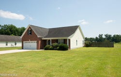 291 Richlands Loop Road, Richlands, NC 28574