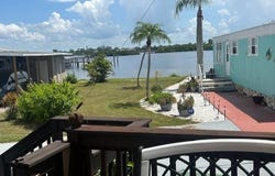 131 Lazy Ave, Bradenton, FL 34208