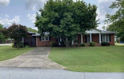 1501 Reynard Street W, Athens, AL 35611