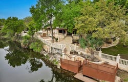 2804 Barefoot LN, Round Rock, TX 78665