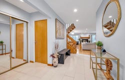 1 John Bean Court, Port Washington, NY 11050
