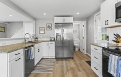 175 Beach Avenue, Kennebunk, ME 04043