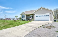 247 Georgee Rd, Jamestown, TN 38556