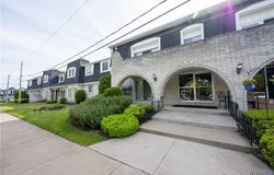 132 Harrogate, Amherst, NY 14221