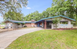 224 Julian Circle (With Lot), Lafayette, LA 70507