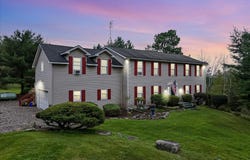 406 Florence Drive, Canadensis, PA 18325