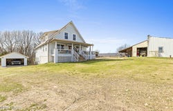 660 Pendergraft Road, Noel, MO 64854
