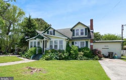 6126 TAYLOR ST, CHINCOTEAGUE ISLAND, VA 23336