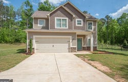 157 Amhurst, West Point, GA 31833