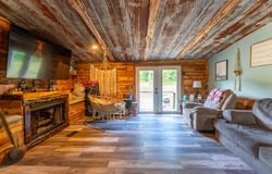 221 Woodridge Lane, Mammoth Spring, AR 72554