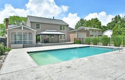 191 Maple Leaf Drive, Hubbard, OH 44425