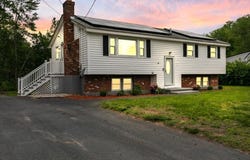 30 Shawnee, Pepperell, MA 01463
