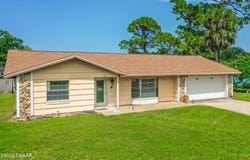 827 Wildwood Circle, Port Orange, FL 32127