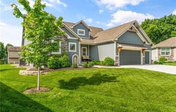 21025 W 225th Terrace, Spring Hill, KS 66083
