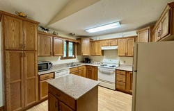 303 Bluffs Drive, Mountain View, AR 72560