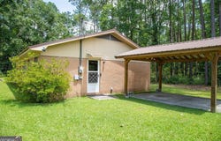 320 Brobston, Baxley, GA 31513