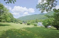 297 White Oak Road, Montrose, WV 26283
