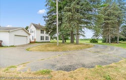 13696 N River Highway, Grand Ledge, MI 48837