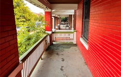 5220 Highland Avenue, St Louis, MO 63113