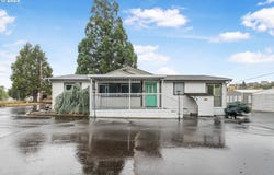 5110 GRANGE RD, Roseburg, OR 97471