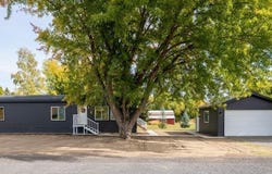 509 W Bartlett St., Oakesdale, WA 99158