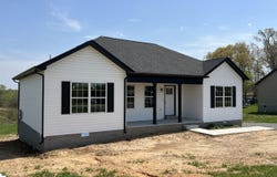 1470 Pea Ridge Road, Scottsville, KY 42164