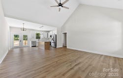 105 Darvee Road, Blacksburg, SC 29702