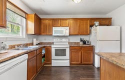 317 Hickory Street, Merriam Woods, MO 65740