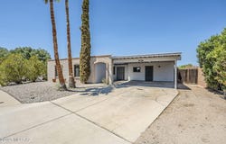 9415 E Simon Place, Tucson, AZ 85710
