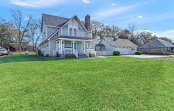 123 Pontiac Drive, Lake Kiowa, TX 76240