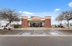 1377 W El Monte Way, Dinuba, CA 93618