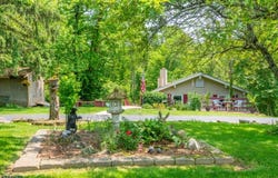 8 Chandoga Dr, Hampton Twp., NJ 07860-6300