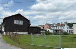 432 White Street, Weissport Boro, PA 18235