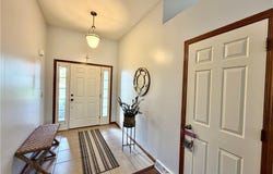 22 Walker Circle, Girard, OH 44420