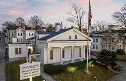 399 North Main, Fall River, MA 02720