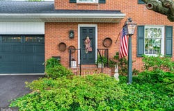 263 NOBLE STREET, LITITZ, PA 17543