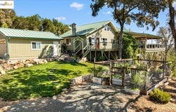 11020 Homestead LN, Penn Valley, CA 95946