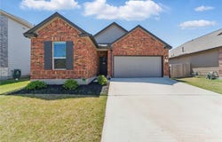 211 Summit DR, Lockhart, TX 78644