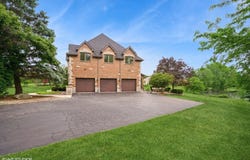 26 Forest Lane, South Barrington, IL 60010