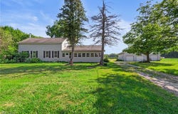 13381 Painesville Warren Road, Leroy, OH 44077