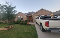 3400 Quiet Valley Road, Fort Worth, TX 76123