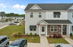 63 Outrigger Drive, Swansboro, NC 28584