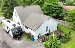 107 W King St, Fairfield, IL 62837