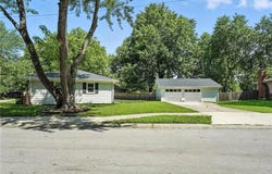 516 N HAMILTON Street, Olathe, KS 66061