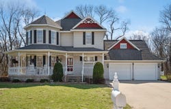 824 Tanglewood Dr., Manchester, IA 52057