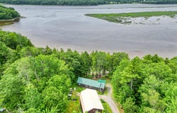 16 Brackett Road, Dresden, ME 04342
