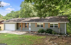 1558 Tanglewood, Conyers, GA 30012