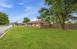 230 N Davis Avenue, Claremore, OK 74017