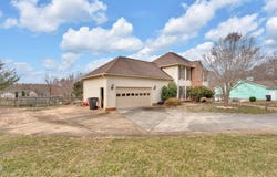 4813 Walnut Hill Drive, Morristown, TN 37814