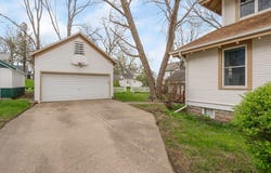 614 NW 1st Avenue, Waverly, IA 50677